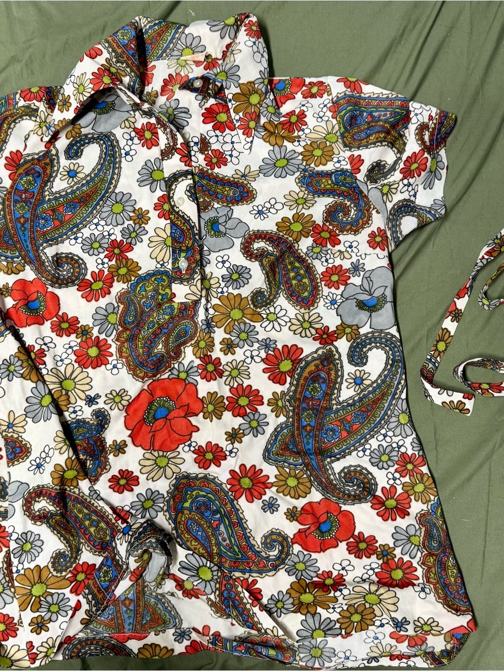 Floral Paisley Tie-Waist Women’s Top - White with Red & Multicolor